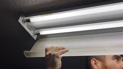 how to fix fluorescent lights